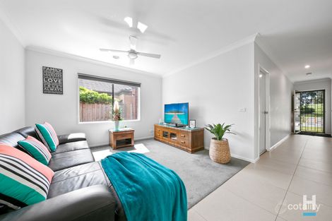 Property photo of 9 Foxtail Place Cranbourne West VIC 3977