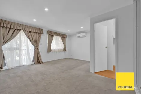 Property photo of 4 Hakea Close Wyoming NSW 2250