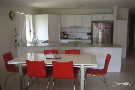 Property photo of 10 Josh Court Flinders View QLD 4305