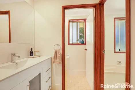 Property photo of 17 Janice Crescent Moss Vale NSW 2577