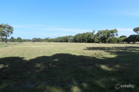 Property photo of 237 Lake Victoria Road Eagle Point VIC 3878