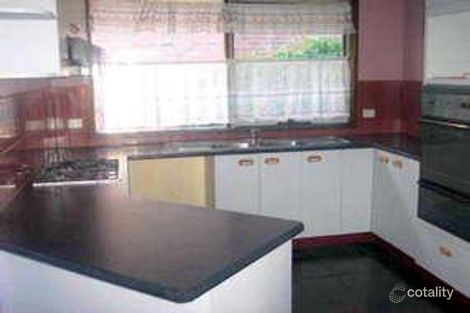 Property photo of 15 John Hunter Drive Endeavour Hills VIC 3802