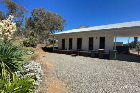 13 Vanga Ave, Clare, SA 5453