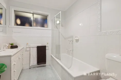 Property photo of 49 Helen Road Ferntree Gully VIC 3156