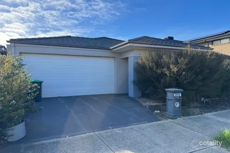 Property photo of 16 Creston Street Point Cook VIC 3030