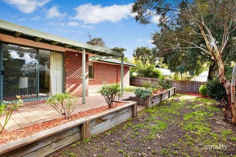 Property photo of 31 Lapstone Crescent Yallambie VIC 3085