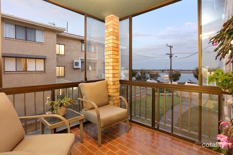 Property photo of 3/252 Marine Parade Labrador QLD 4215