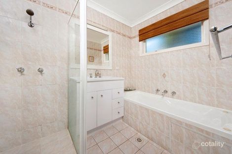 Property photo of 8 Tinakill Avenue Engadine NSW 2233