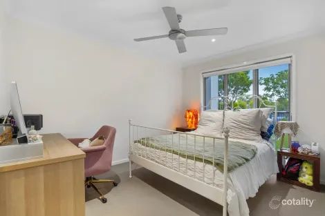 Property photo of 17 Summerview Avenue Yarrabilba QLD 4207