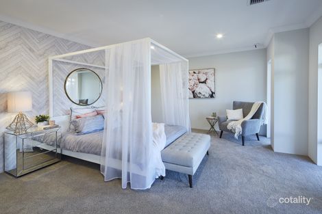 Property photo of 13 Braddock Lane Caversham WA 6055