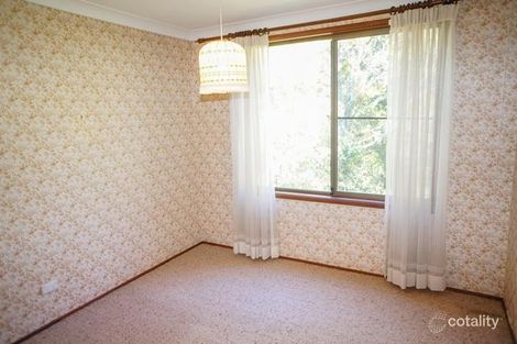 Property photo of 8 Hall Parade Hazelbrook NSW 2779