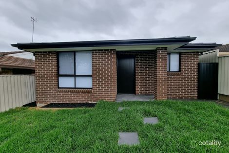 Property photo of 20 Dobell Circuit St Clair NSW 2759