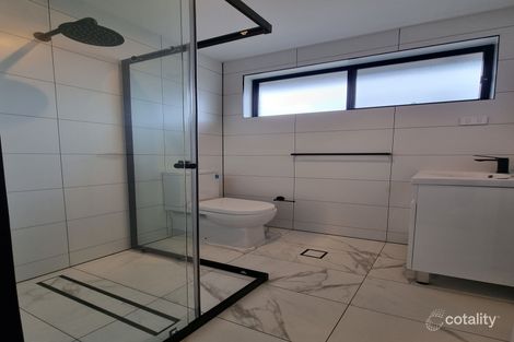 Property photo of 20 Dobell Circuit St Clair NSW 2759