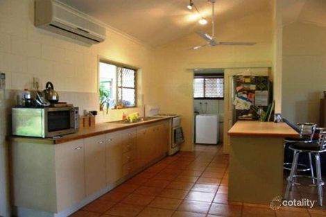 Property photo of 33 Resolution Drive Bentley Park QLD 4869