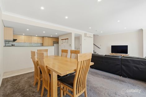 Property photo of 4/92 John Whiteway Drive Gosford NSW 2250