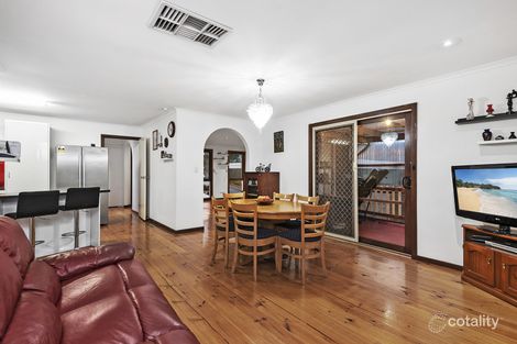 Property photo of 9 Sienna Crescent Endeavour Hills VIC 3802