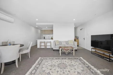 24/22 Cornelius St, Coombs, ACT 2611