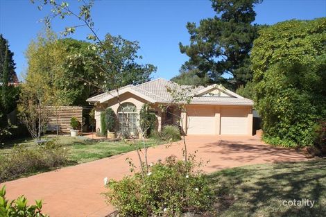 180 Blaxland Rd, Wentworth Falls, NSW 2782