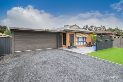 Property photo of 2 Firth Street California Gully VIC 3556