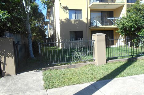 2/3 Short St, Caboolture, QLD 4510