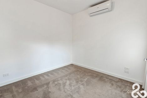 Property photo of 2/10 Corvey Road Reservoir VIC 3073