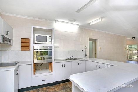 Property photo of 17 Corinda Close Trinity Beach QLD 4879