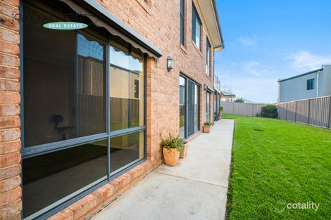 Property photo of 52 Ballara Drive West Wodonga VIC 3690