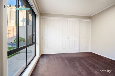 Property photo of 52 Ballara Drive West Wodonga VIC 3690