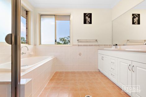 Property photo of 19 Octagonal Avenue Castle Hill NSW 2154