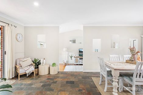 Property photo of 16 Tallowood Crescent Ourimbah NSW 2258