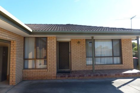 Property photo of 2/478 Neville Street Lavington NSW 2641