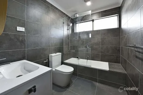 Property photo of 80 Clarendon Street Avondale Heights VIC 3034