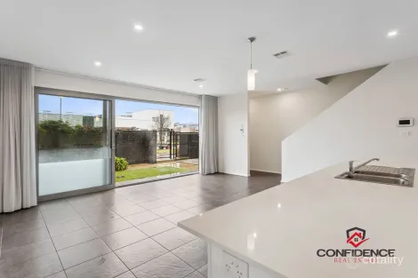 Property photo of 18 Chanter Terrace Coombs ACT 2611