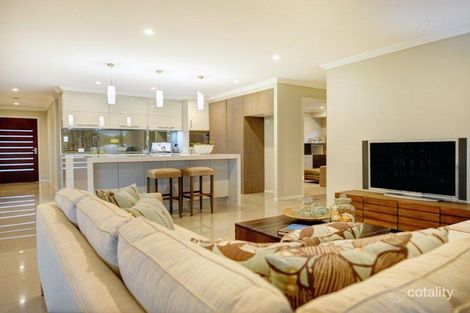 Property photo of 27 Green Bluff Road Sapphire Beach NSW 2450