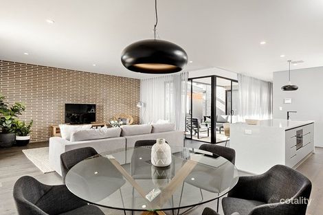 Property photo of 24 Lapis Road Treeby WA 6164