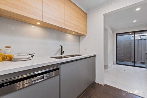 24 Lapis Rd, Treeby, WA 6164