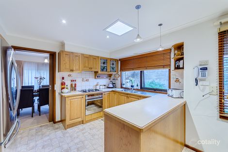 Property photo of 1 Madigan Crescent Mill Park VIC 3082