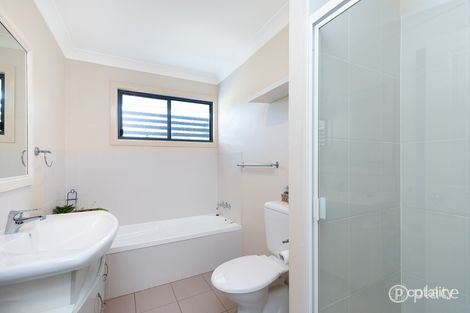 Property photo of 2/77 Adelaide Street Carina QLD 4152