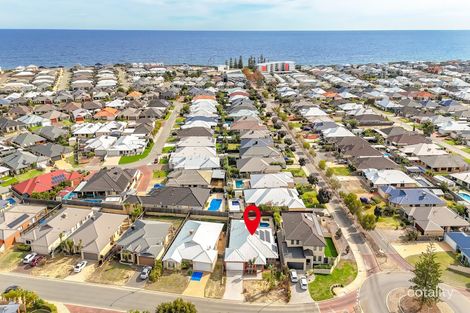 Property photo of 56 Carissa Turn Halls Head WA 6210