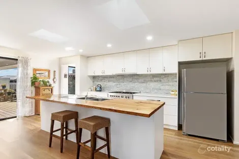 Property photo of 22 Gat Sing Way Dennington VIC 3280