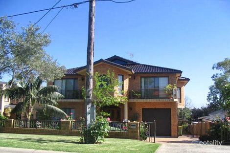 11 Fairs Ave, Woolooware, NSW 2230