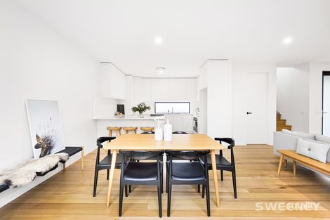 Property photo of 2/32 Cyclamen Avenue Altona North VIC 3025