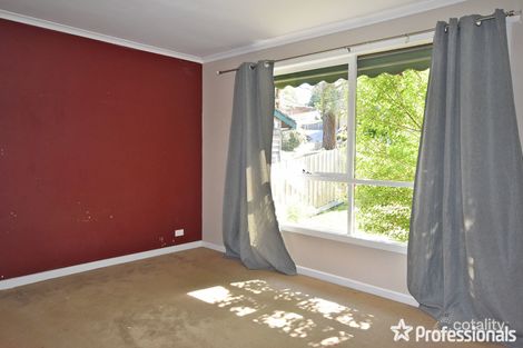 Property photo of 19 Huntingdale Drive Chirnside Park VIC 3116