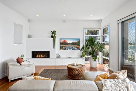 Property photo of 3/3 Surf Road Shellharbour NSW 2529