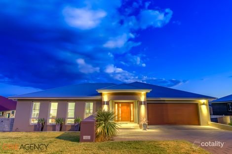 Property photo of 4 Collins Way Orange NSW 2800
