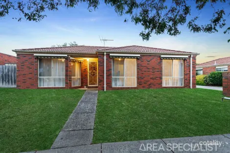 2/17 Warrandyte Rd, Langwarrin, VIC 3910