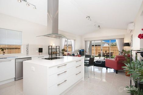 8 Lockton St, Shaw, QLD 4818