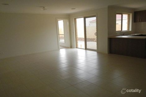 Property photo of 104 Diamond Parade Skye VIC 3977