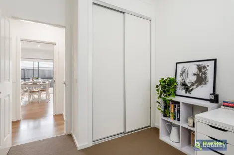 Property photo of 8 Hartley Walk Gawler East SA 5118