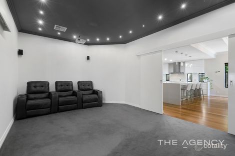 Property photo of 2 Harvest Lakes Boulevard Atwell WA 6164